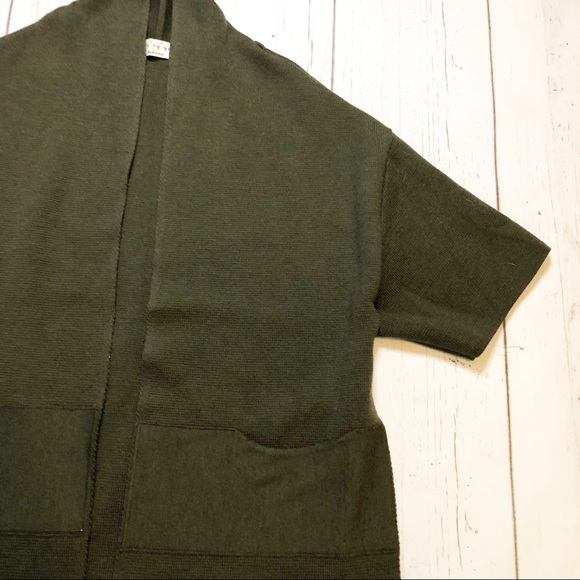 Ma’ry’ya olive green short sleeve open front poncho cardigan sweater Italy wool - Picture 4 of 6